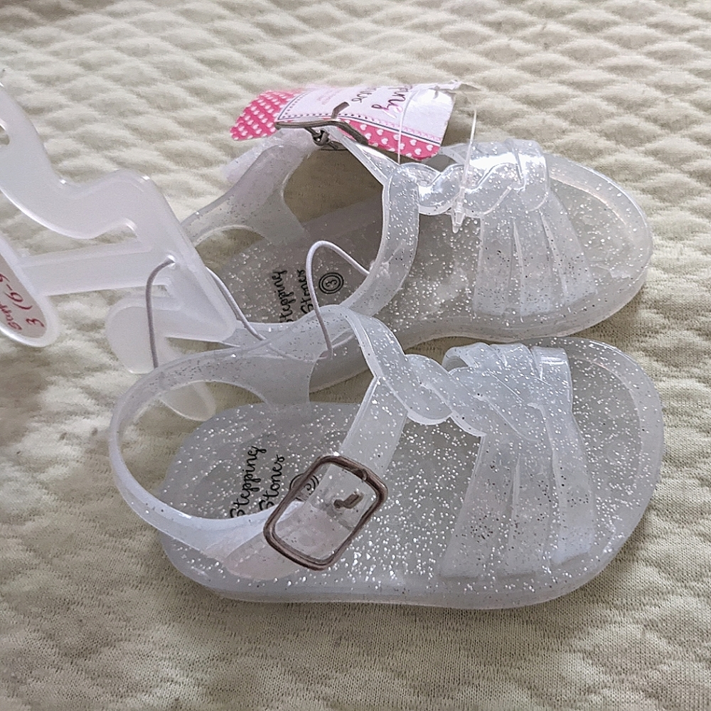 Stepping stones Size 3 sandals
